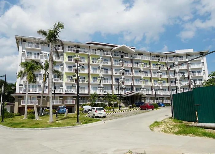 Ania 22 2* Lapu-Lapu City